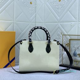 Designer Handbag Large Capacity Womens Leather Tote Bag Solid Colour Shoulder Bag Fashion Chain Crossbody Bag Multi-function Wallet Card