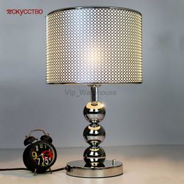 American Perforation Silver Metal Gourd Led Table Lamp For Office Study Modern Home Decorative Bedside Standing Light Fixtures HKD230807