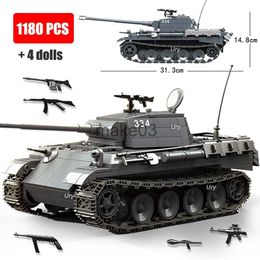 Architecture/DIY House Gudi 6104 German King Tiger 1 Tank F2 Army With Soldiers Dolls Military Series Educational DIY Building Blocks Toys for Children J230807
