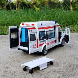 Diecast Model Cars 32 Ambulance Car Model Diecast Metal Toy Fire Engine Car Model Collection Sound and Light Simulation Childrens Toy Gift R230807