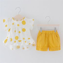 Clothing Sets 2-piece Cute Summer Girl Set With Polka Dot Printed Sleeved Cotton Cool Top And Solid Colour Shorts For Beach Wear