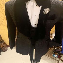Real Po Cheque Groom Tuxedos Shawl Collar Men Partry Prom Dinner Blazer Jacket Pants Vest Bow Tie W588340e