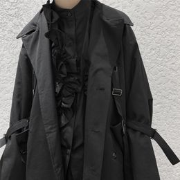 Men's Trench Coats Medium Long Coat Black Sleeved Windbreaker Spring And Autumn Fashion Large Bandage Design 230804