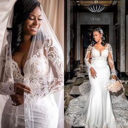 2021 Long Sleeves Wedding Dresses Mermaid Lace Applique Chapel Train Scoop Neck Illusion Custom Made Garden Wedding Gown vestido d319W