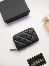 Designer wallet card holder CC Designer Men Womens Cards Holders Black Red Lambskin Mini Wallets Coin purse pocket Interior Slot Pockets Genuine Leather small bag