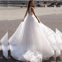 Sexy Illusion Back Wedding Dress Flower Appliques Lace Beaded Shine Wedding Dress For Bride Beads Bling Bridal Gown