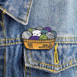 Pins Brooches Cartoon Wool Cluster Cat Enamel Pin Badge On Backpack Lovely Brooch Pins For Clothes Broche For Women Girls Gift HKD230807