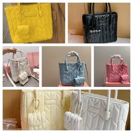 Latest Style Totes bag Handbag Highs Quality Designer composite BagsWomens Designer Shoulder Handbag suitable for and women crossbody bag handbag