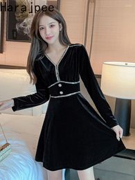 Casual Dresses Harajpee French Vintage Black Dress 2023 Autumn Winter Women Temperament Fashion V-neck Waist Gold Velvet Trend