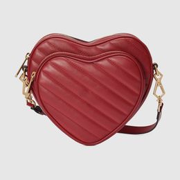 Designer bag for Girls Heart Shaped Fluffy Faux Fur Handbag INTERLOCKING MINI HEART SHOULDER BAG real leather pochette clutch tote crossbody bag