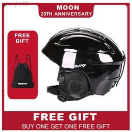 Ski Helmets MOON Ski Helmet Men Women Ultralight Integrally-Molded Professional Snowboard Helmet Kids Adult Skateboard Ski Snow Helmet HKD230808