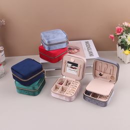Jewelry Boxes Clever Compartmentalized Design Small Body Hand Moving People Velvet Multifunctional Protection Double Storage Box 230808
