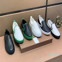 2023 Designer Sneaker Trainer Casual Shoes Leather Platform Low Sneakers Luxury Brand Sneakers Leather for man balck white green and Patchwork Colours