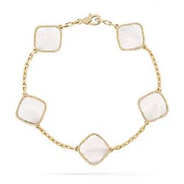 Bracelets Designer 2023 Luxury Clover Designer Bracelet Diamond Jewellery for Women Love Bangle Charm Bracelets Mother of Pearl 18K Gold Brand Shining Crystal Y1