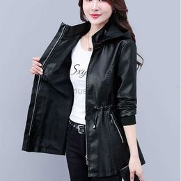 Women's Leather Faux PU Coat Spring Autumn Fashion Hooded Motorcycle Jacket Female Casual Zipper Windbreaker 4XL Y1000 HKD230808