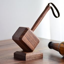 Intelligence toys Wooden Magnetic Hammer Bottle Opener Personalised Home Beer Driver Creative Decoration Black Walnut 230808