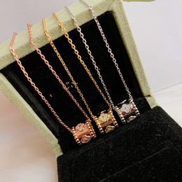 Vintage Pendant Necklaces Van Clee Perle Brand Designer Copper With 18k Gold Plated Crystal Four Leaf Clover Round Cyliner Charm Choker For Women With Box