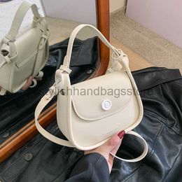 Shoulder Bags Small bag female texture niche design saddle bag 2023 new trendy and versatile semi circular shoulder crossbody bagstylishhandbagsstore