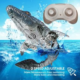 ElectricRC Animals Boy Electric Remote Control Toy Simulation Dinosaur Water Toys Canglong Swim Spray Swinging Underwater for Kids Gift 230807