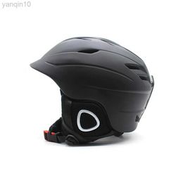 Ski Helmets Ski Helmet Integrally-Molded Sports Ski Snowboard Skateboard Helmets Safety Hat Head Protection Tool Women Motorcycle XL HKD230808