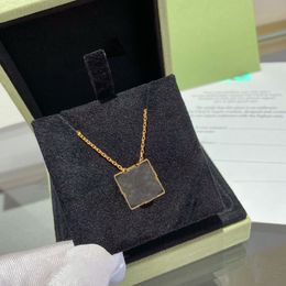 Women Branded Necklace Simple Premium Crystalline Clear Clover Necklace Square Pendant Simple Chain Fashion Classic Jewelry Necklace