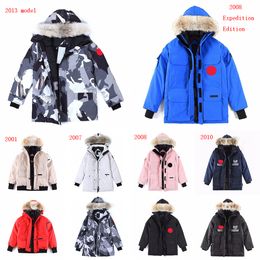 2023 New StyleMen's Down Parkas High Quality Mens Designer Jacket Winter Warm Coats Canadian goose Casual Letter Embroidery Outdoor Fashion For male couples A051