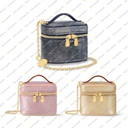 Ladies Fashion Casual Designe Luxury MICRO VANITY Bag Handbag Tote Shoulder Bags Crossbody Messenger Bag TOP Mirror Quality M82467 M82527 Pouch Purse