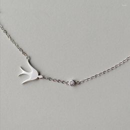 Pendant Necklaces Fresh Cute Swallow Silver Plated Jewelry Animal Exquisite XL120