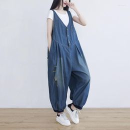 Women's Jeans Washed Large Waistcoat One-piece Denim Pants Clothing Holes Leg Closing Bloomers Slim Three Buttons Suspenders