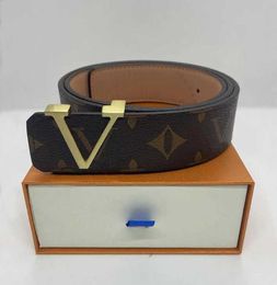 Mens Fashion Lui Belt Designer Belts Lattice Leather Hot Cintura Uomo Luxury Lou Betls Plaid Leather Golden Silver Black V Buckle