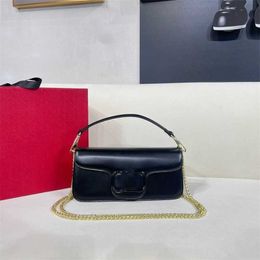 Womens Luxury Designer Bag Handbag Shoulder Crossbody Bags Tote New Fashion Brand 2 Size Texture Leather Classic Vintage Envelope Bag Camera bags Messenger bag