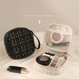 Square Plaid Cosmetic Bags Large Capacity Lipstick Toiletry Makeup Case Money Card Pouch Small Tampon Sanitary Napkin Organizer
