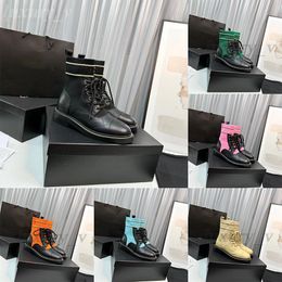 Designer Women Socks Boots Lace-Up Ankle Buckle Boots Knitted Stretch Boots Lady Leather Fashion Motorcycle Ankle Booties