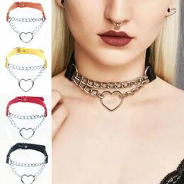 Choker Multi-color Women Fashionable Heart Shaped Round Collar Necklace Ladies PU