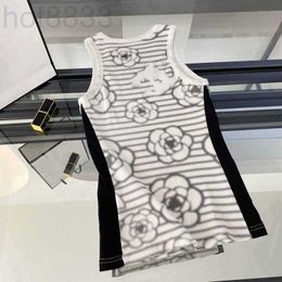 Women's Tanks & Camis Designer New Summer Style Minimalist Temperament Shows Slimming Black White Contrast Striped Printed Tank Top GMTJ