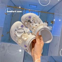 Shoe Parts Accessories 1 Set Women S Sandals Designer Clog Charms Gemstone Cool Kwaii Decorations Pearl Metal 220720 Drop Delivery Shoes