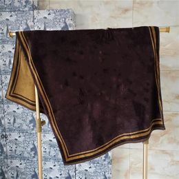 Stripe Frame Brown Towels Luxury Designer Letter Full Old Flower Towels Shower Towel Body Wrap For Men And Women O244Z