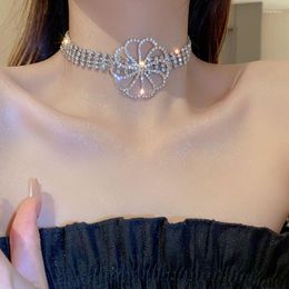 Choker Crystal Inlaid Flower Necklace Multi-layer Necklaces Retro Neckchain Court Fashion Design Jewellery