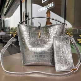 Bucket Tote Bag Fashion Cross Body Bags Alligator Pattern Handbags Genuine Leather Gold Hardware Letter Removable Shoulder Strap Zipper Wallets Cell Phone Purse