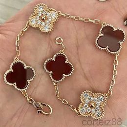 Clovers Bracelet Luxury Clover Designer Pearl 4 Leaf 18k Gold Laser Brand Bangle Charm Bracelets Necklace Earrings Wedding 17vy87dv2lwml