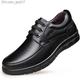 Dress Shoes Hot selling men's leather handmade shoes 38-47 soft anti slip rubber office mat men's casual leather business soft shoes Z230809