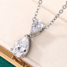 Simple And Elegant Crystal Cubic Zirconia Pendant Necklace For Women Luxury Fashion Lady Wedding Party Jewellery