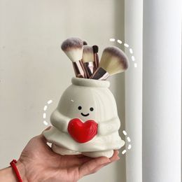 Decorative Objects Figurines Cream style cute large capacity pen holder Office desktop decoration Household bedroom Makeup brush to receive gifts 230809