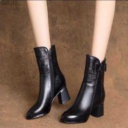 Versatile Zipper Mid Sleeve Boots for Women Winter New Style Plush Warm Bowknot Round Head Leather Fashion Boots for Womens