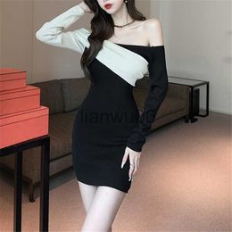 Basic Casual Dresses New Autumn Fashion Sexy Women Mini Dresses with Long Sleeved Boat Neck Elegant Office Lady Slim Prom Dress Korean Clothing J2308009