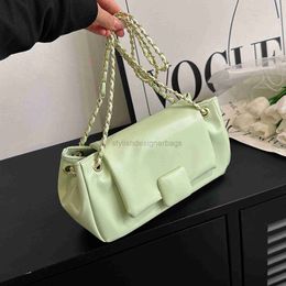 Cross Body 2023 New Chain Method Stick Commuter Flip Cover Light Luxury Campus Style Travel One Oblique Dual Purpose Bag for Womenstylishdesignerbags