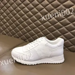 top Luxurys Runner shoes Designer Sneakers for Mens Breathable Mesh Stylish Look Classic Color Design Sneaker Comfortable Sole shoes rd0806