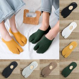 Damen-Socken, Sommer-weiche Bambusfaser, japanischer Schwarz-Weiß-Zehen-Zwei-Finger-Männer und Sandale, geteilter Unisex-Kimono