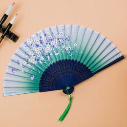 Chinese Style Products 1pcs Vintage Style Silk Chinese Folding Fan Chinese Pattern Art Craft Gift Home Decoration Ornaments Dance Hand Fan