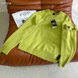 Women's Knits & Tees Designer 2023 Early Spring New Holiday Collection Fashion and Simple Small Bag Decoration Mustard Green Woollen Sweater Knit WLHU